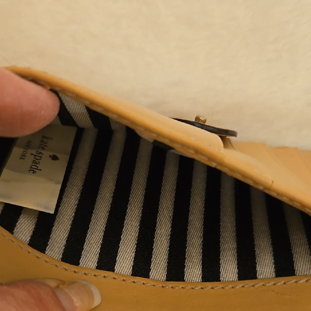 Kate Spade Black Wallet - Picture 9 of 15